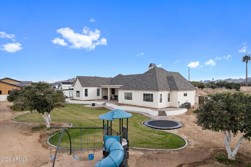 18212 E Navajo Dr-63