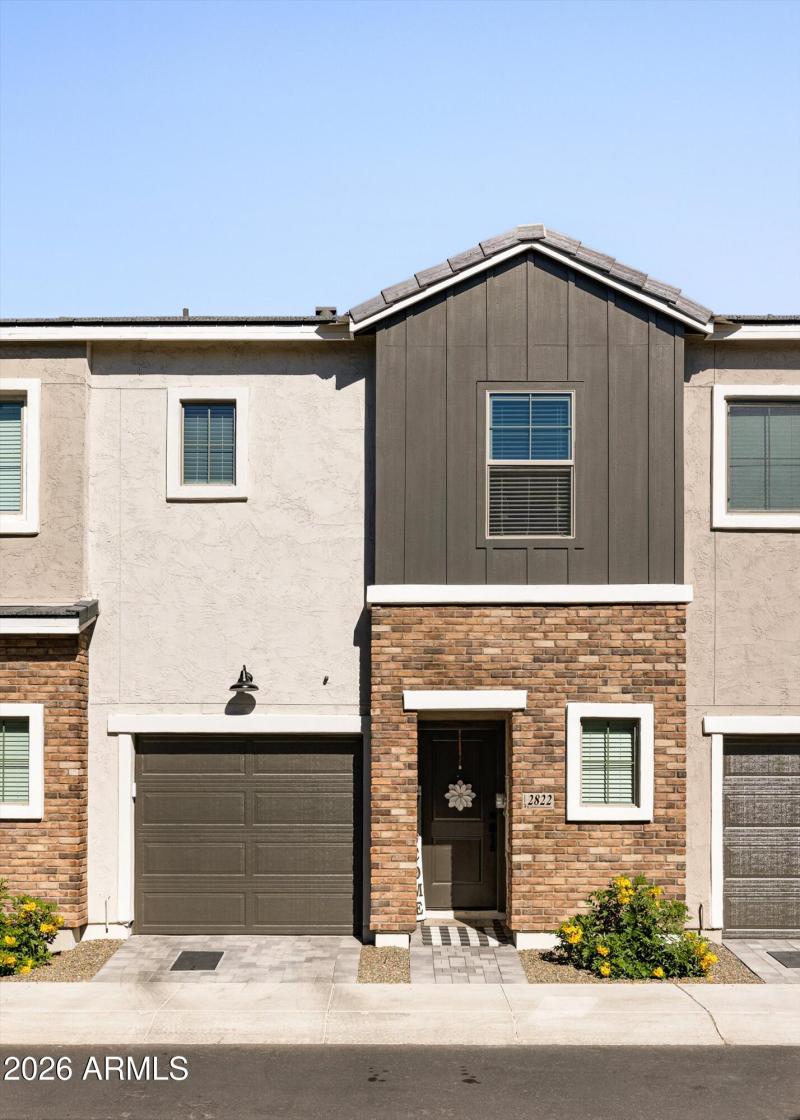 02-2822 W White Feather Ln_02