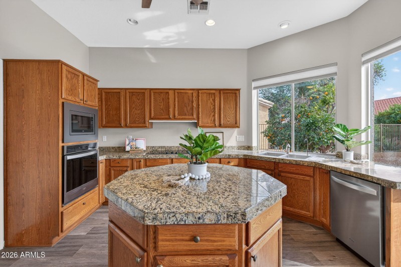 15-web-or-mls-Photo Jan 13 2018, 4 37 58