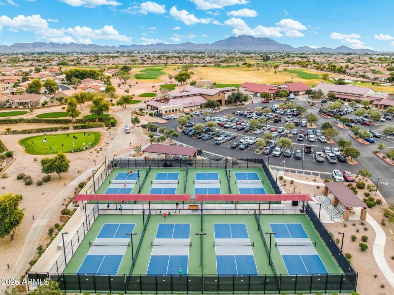 40-web-or-mls-Photo Feb 11 2026, 9 07 21