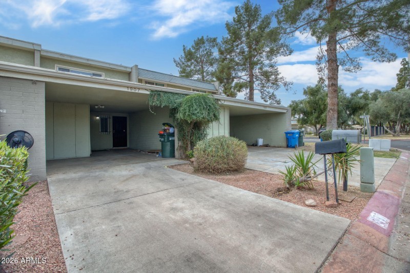 1907 W Belmont Ave Phoenix - 203