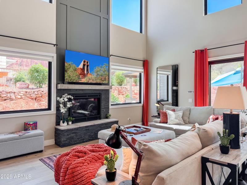 Chapel-Palace-EDITED-40