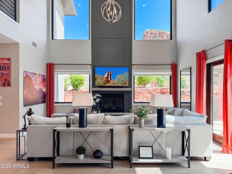 Chapel-Palace-EDITED-38