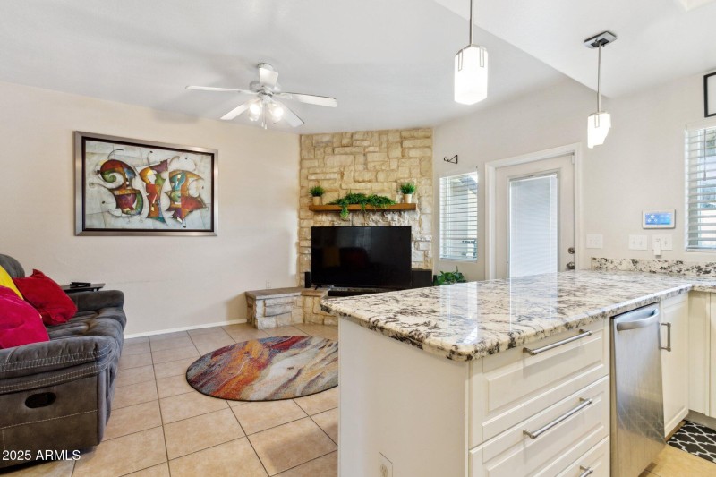 13-web-or-mls-170-e-guadalupe-rd-unit-15