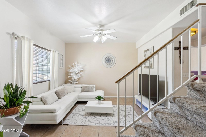 4-web-or-mls-170-e-guadalupe-rd-unit-152