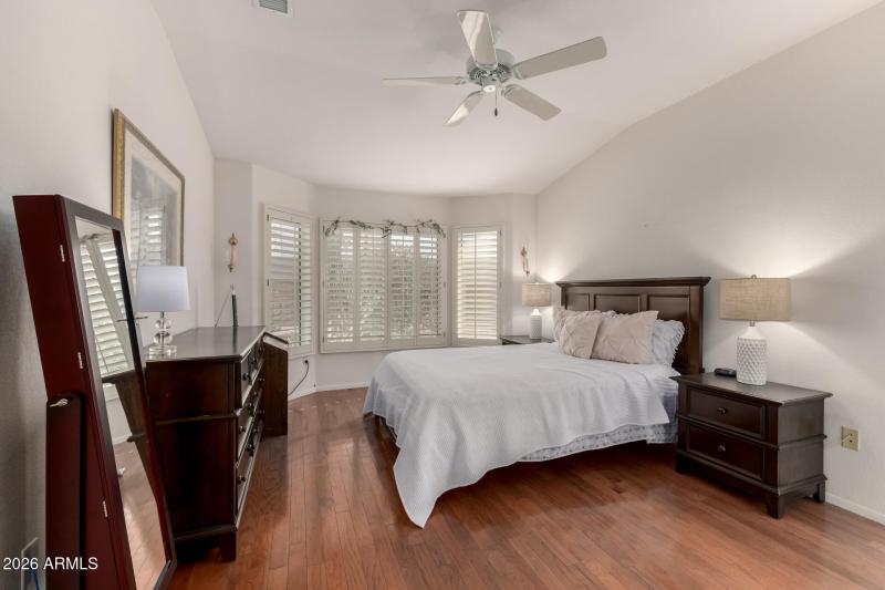 16 - Cavalcade 13523