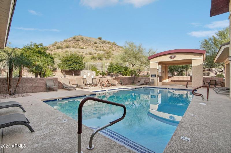 26-web-or-mls-N Central Ave 123-1302-904