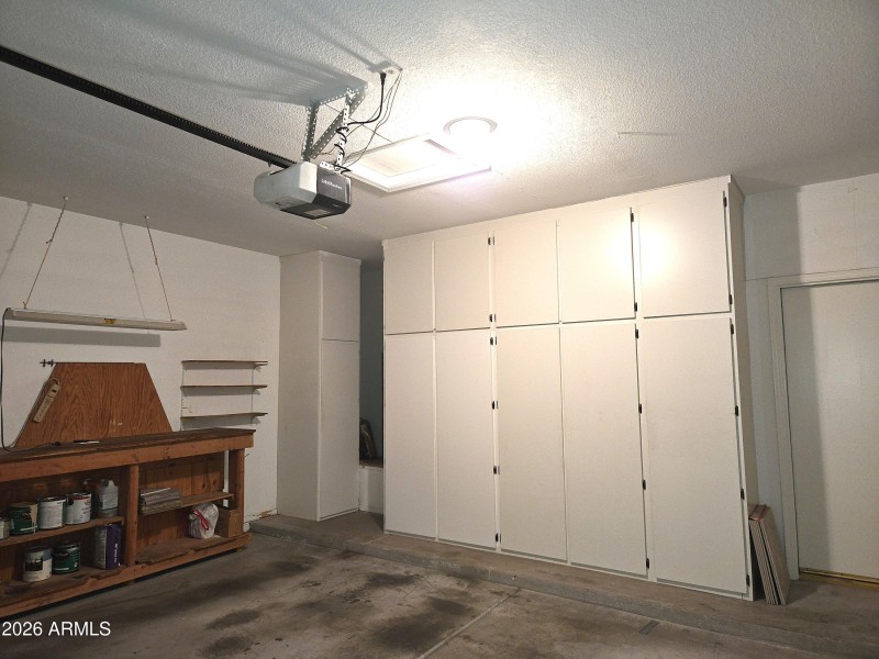 garage cabinets
