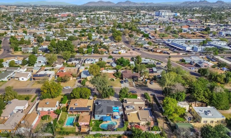 915 W Glenrosa-030-003-1500x900