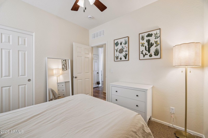 Bedroom View – Neutral