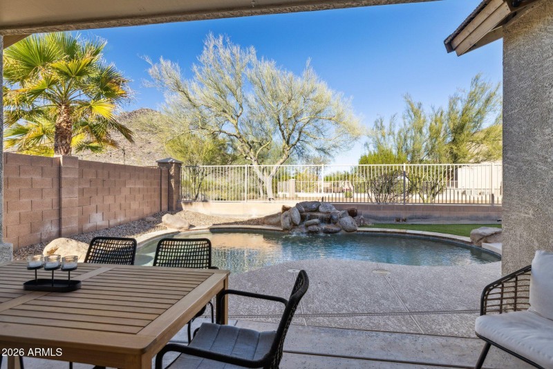 Covered Patio – Pool view