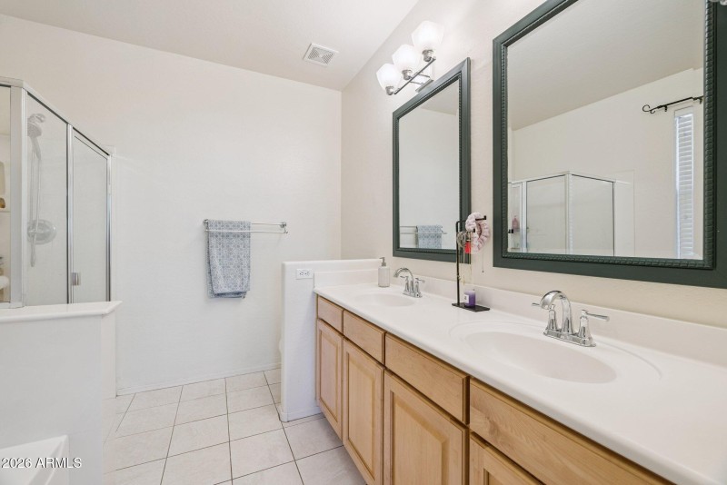 Primary Bath – Spacious layout