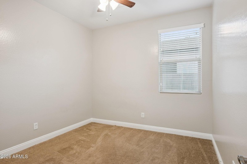 22-web-or-mls-1656-w-loemann-dr