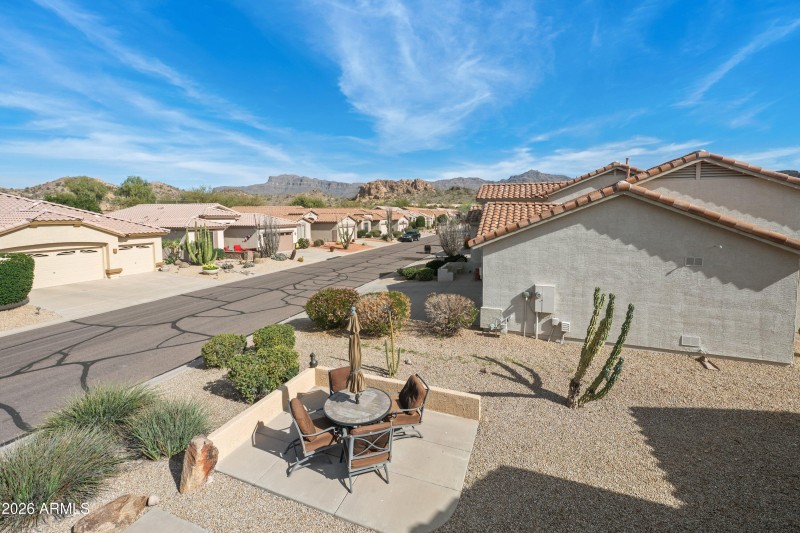 10-5555-S-Indigo-Drive-10