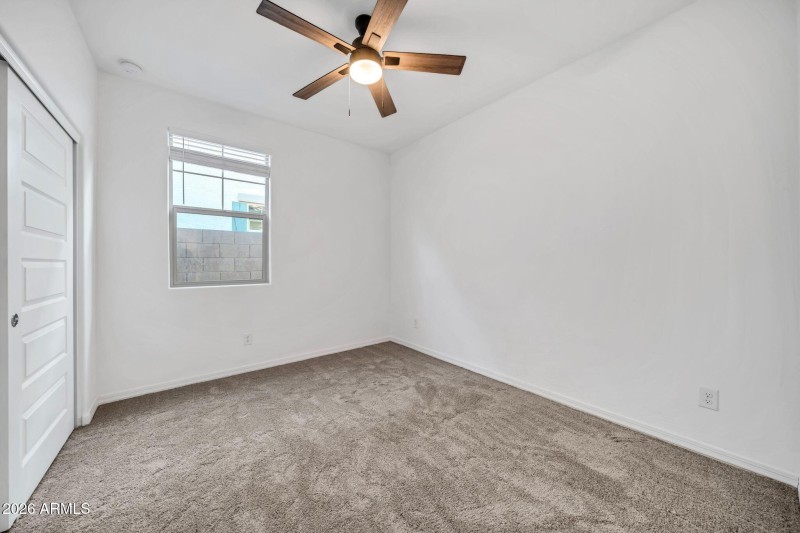 10223 W Piccadilly Rd, Avondale