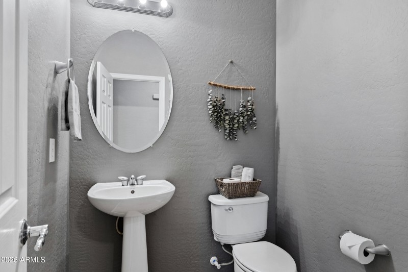 19305 E Thornton Rd-11