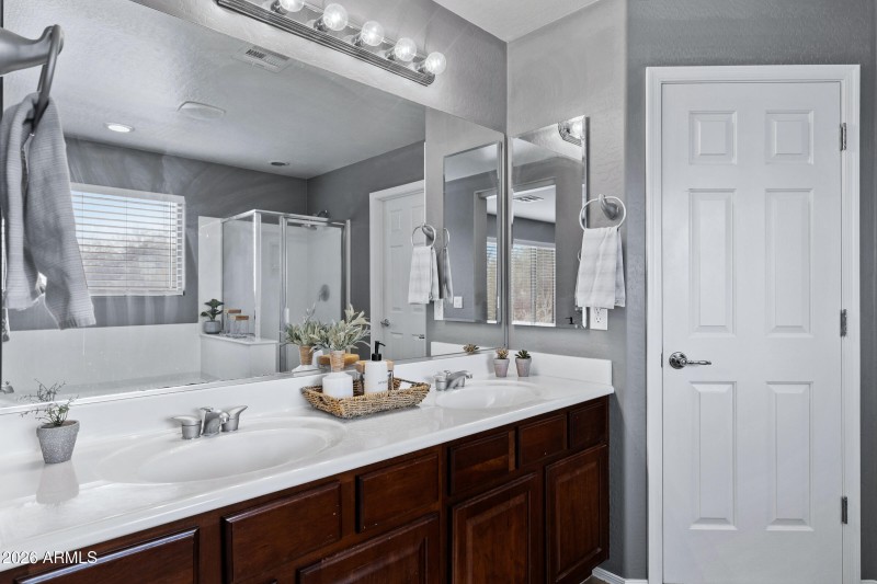 19305 E Thornton Rd-37