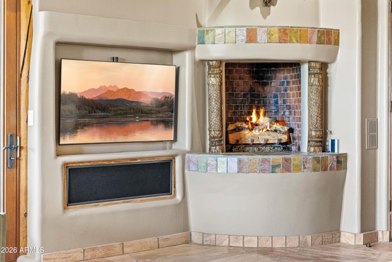 Casita Fireplace