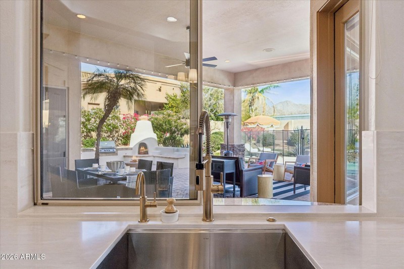 Stainless Steel Sink With RO System