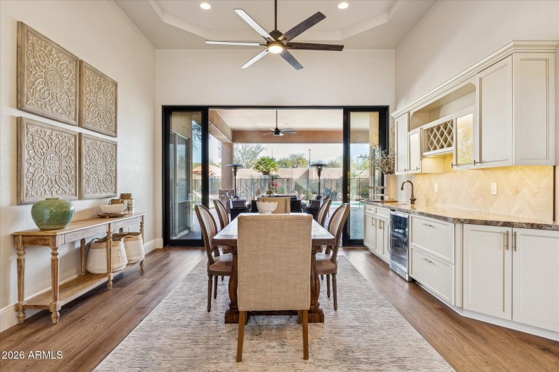 Indoor/Outdoor Living