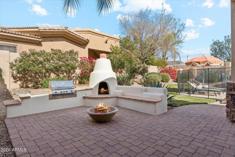 Built-In Grill With Kiva