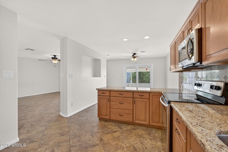 11-web-or-mls-22E Flossmoor Ave