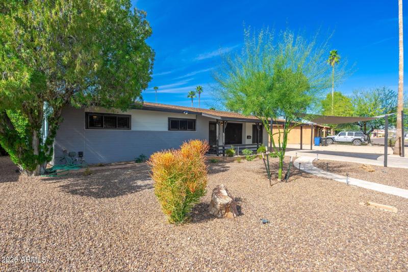 4540 N 12th Ave - 04