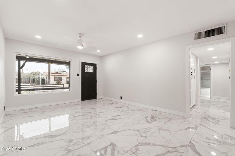 4540 N 12th Ave - 07