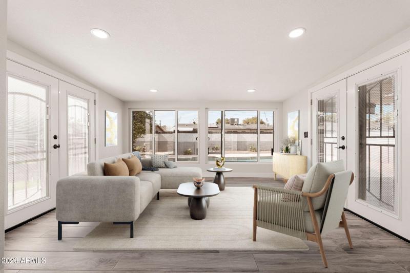 4540 N 12th Ave - 16 VS