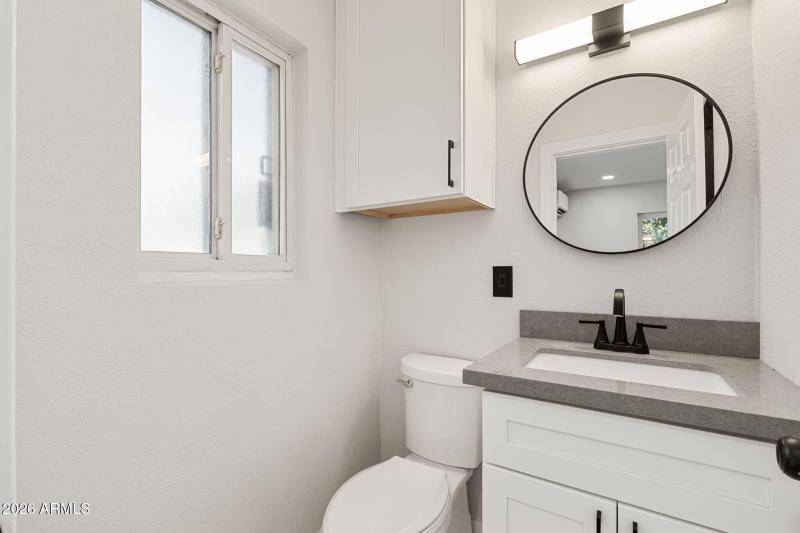 4540 N 12th Ave - 31