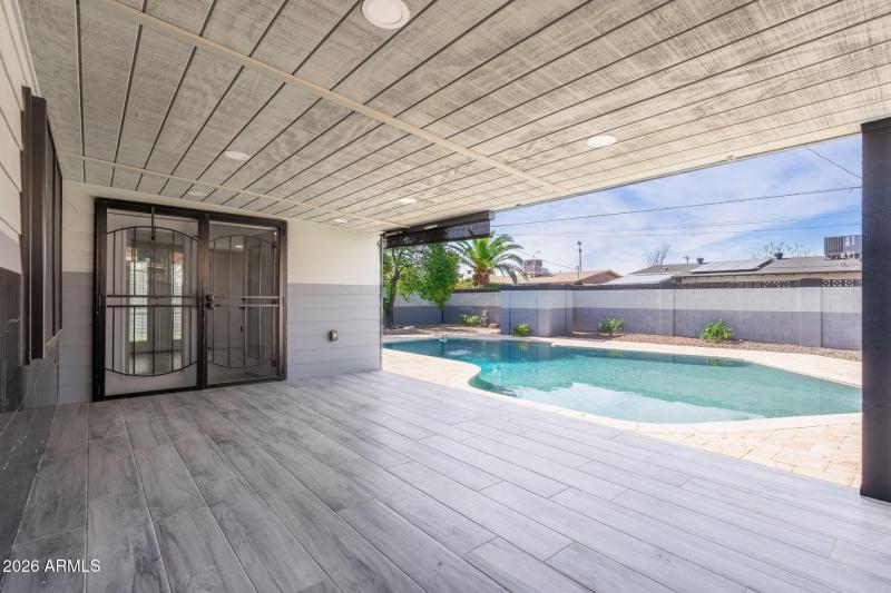 4540 N 12th Ave - 32