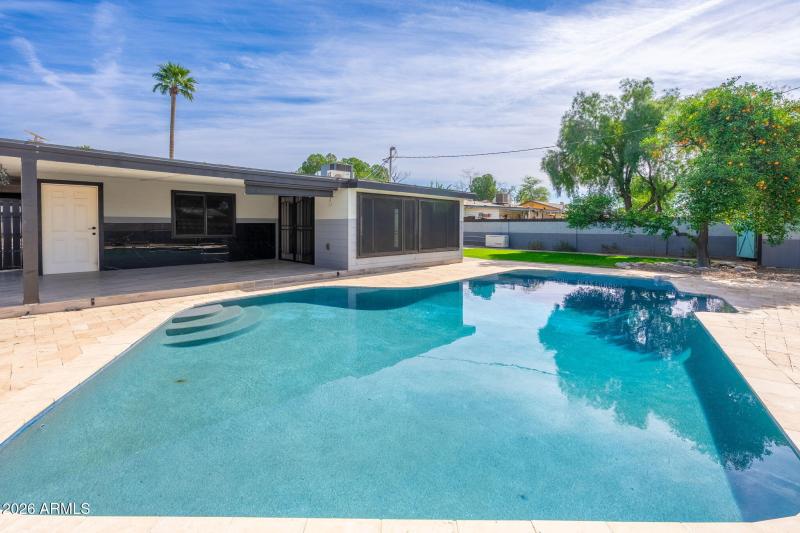 4540 N 12th Ave - 37