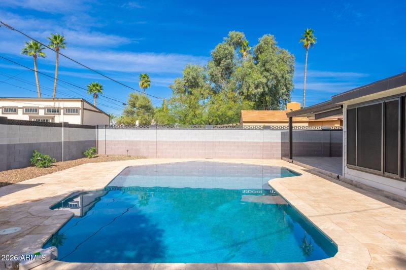 4540 N 12th Ave - 39