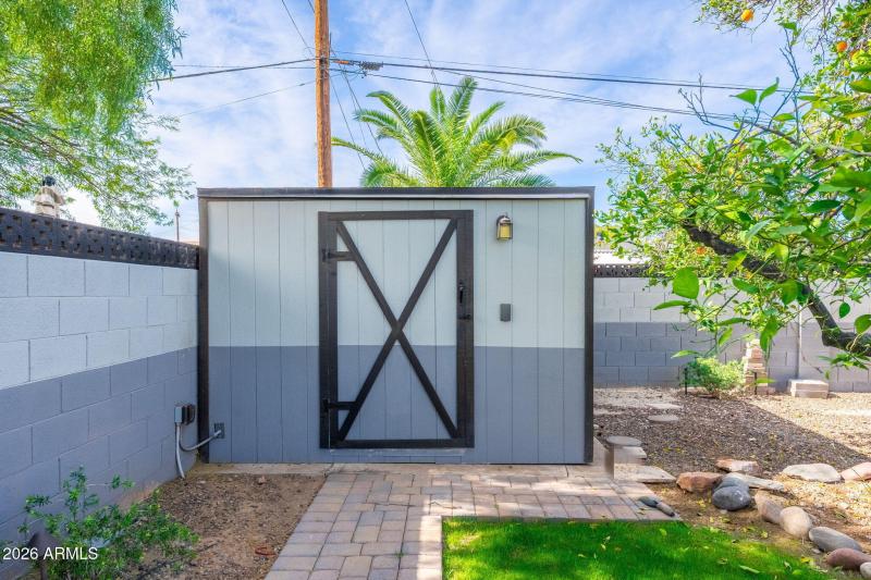 4540 N 12th Ave - 44