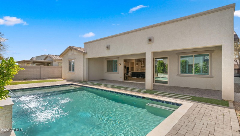 42-web-or-mls-Backyard5