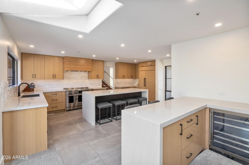 Large kitchen with breakfast station