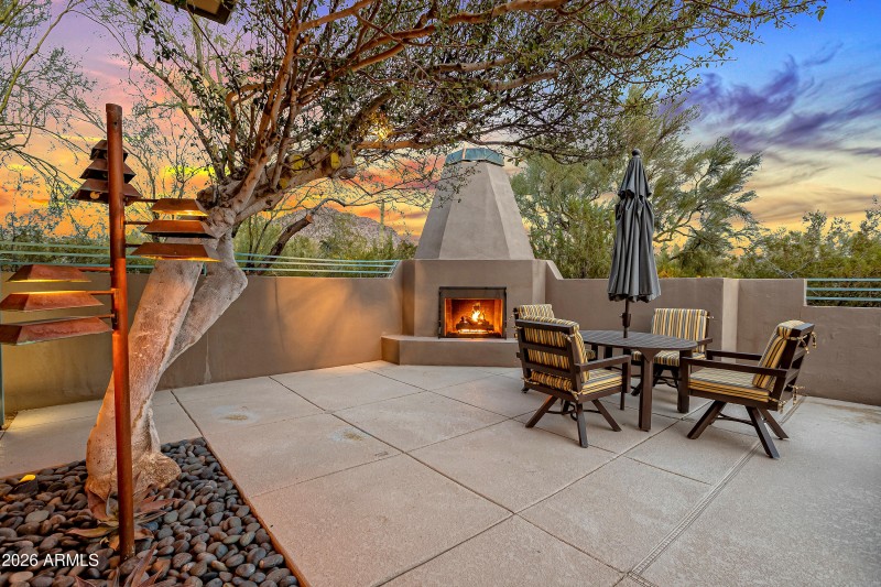 Al fresco sunset dining