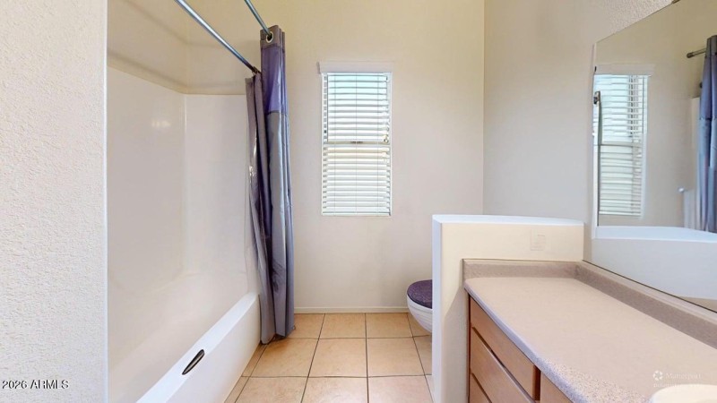 Guest bathroom DEFURNISHED