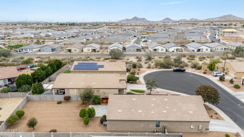 QUIET CUL DE SAC STREET