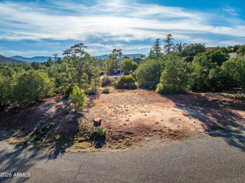 Looking at front of lot with Mingus Mtns