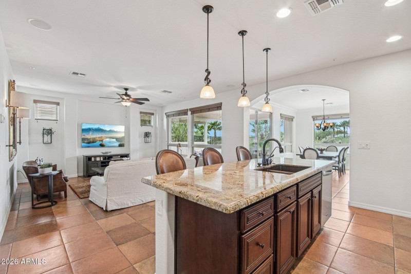 13-web-or-mls-N 129th Ln-S1202-013