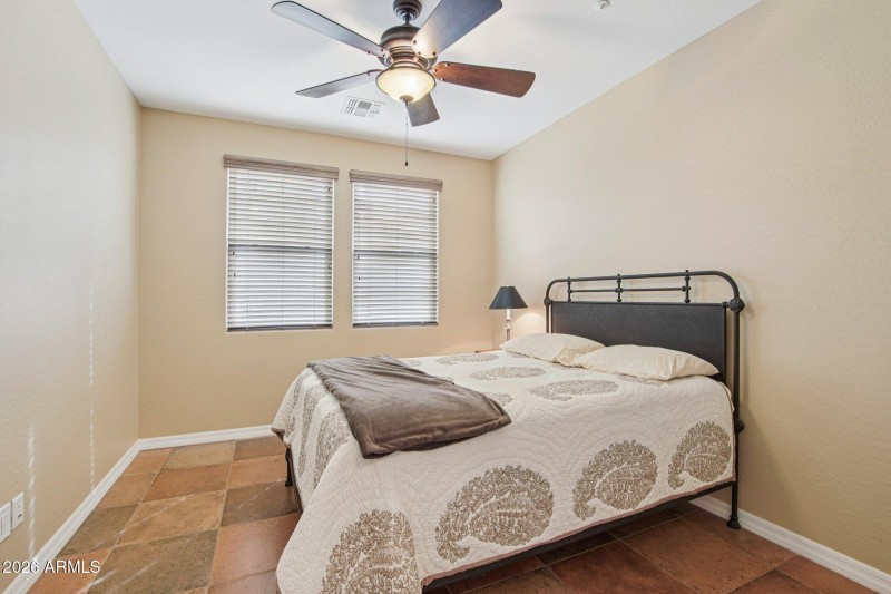 18-web-or-mls-N 129th Ln-S1202-018