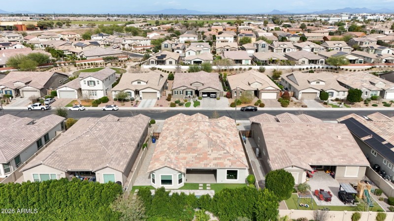 54-web-or-mls-Untitled-54