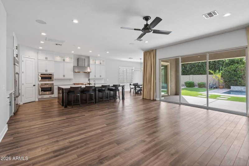 4-web-or-mls-Untitled-04