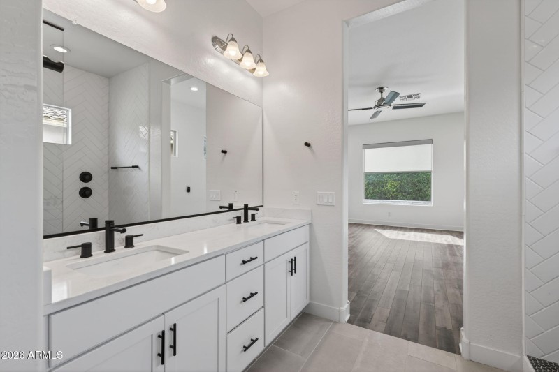 25-web-or-mls-Untitled-25