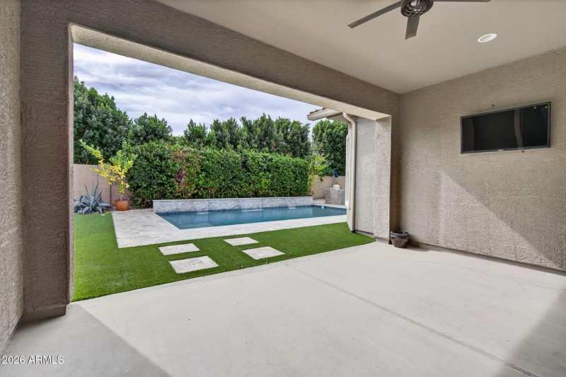 42-web-or-mls-Untitled-42