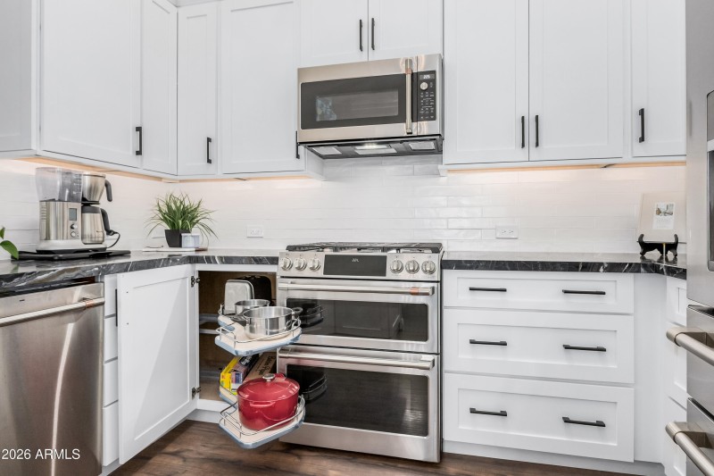 kitchen pullout drawers