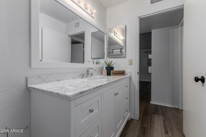 Downstairs Full Bath