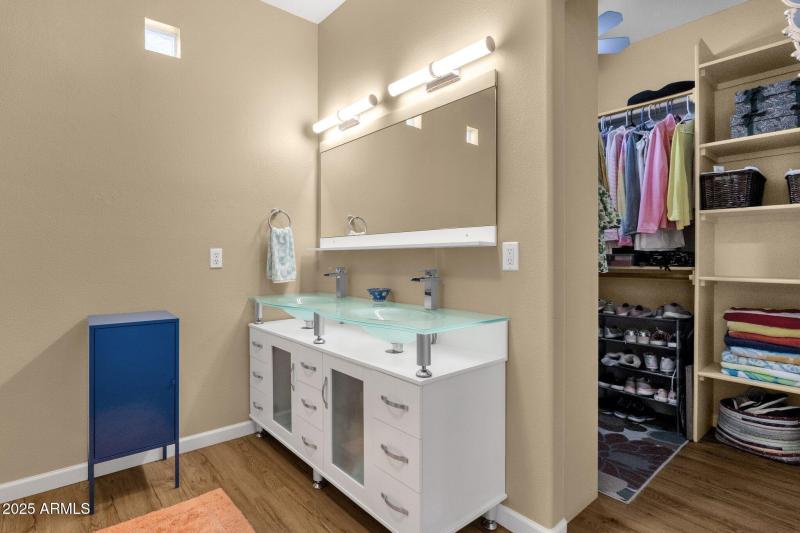 Downstairs Bathroom/Closet