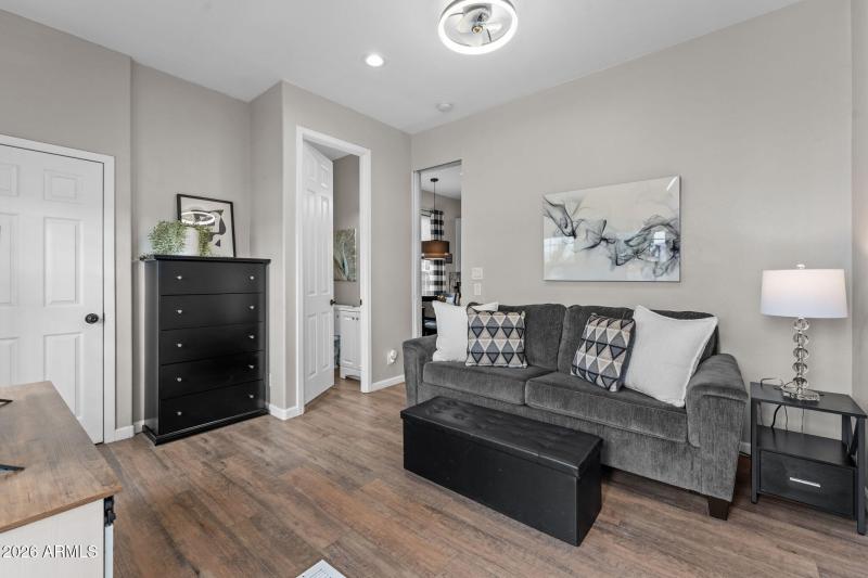 8-web-or-mls-DSC01233